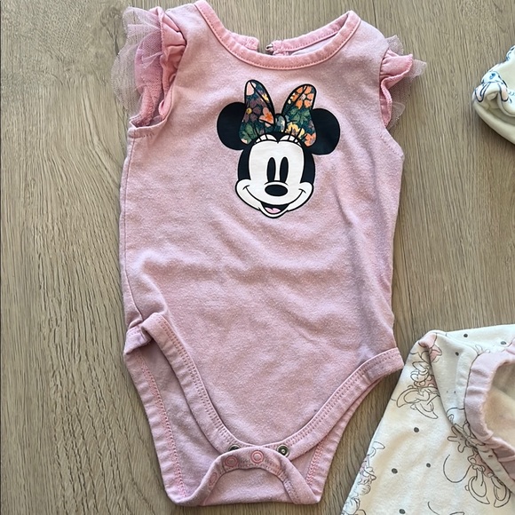 Disney Minnie Mouse Baby Girls Bundle Size 0-3m - Picture 7 of 9
